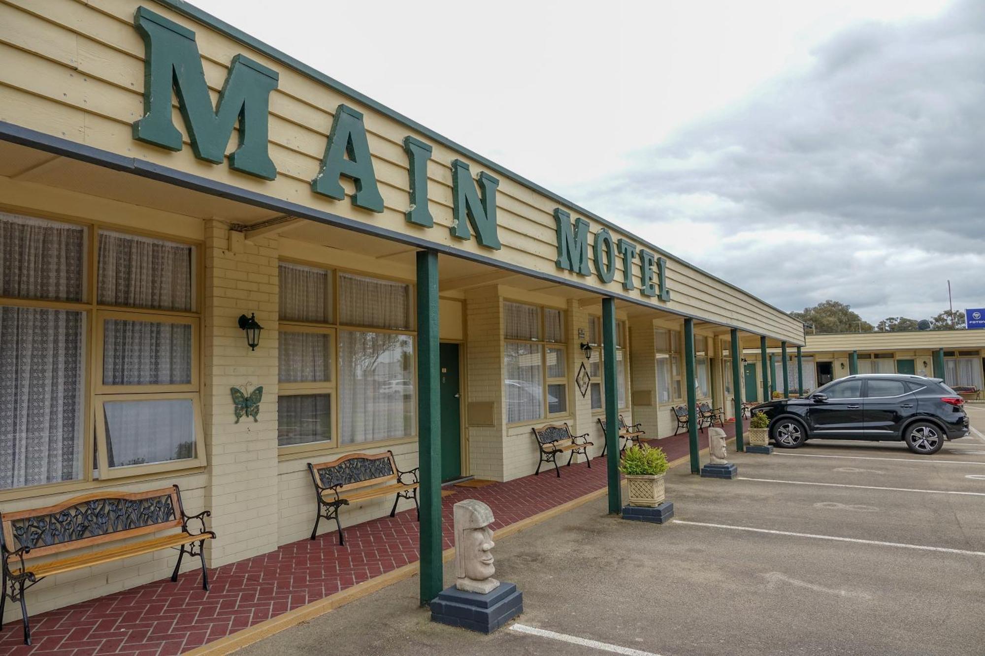 Bairnsdale Main Motel מראה חיצוני תמונה